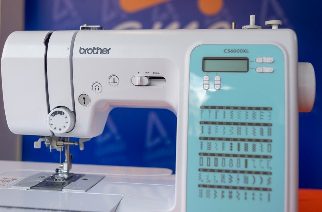 Maquina de coser Brother  CS 6000 XL