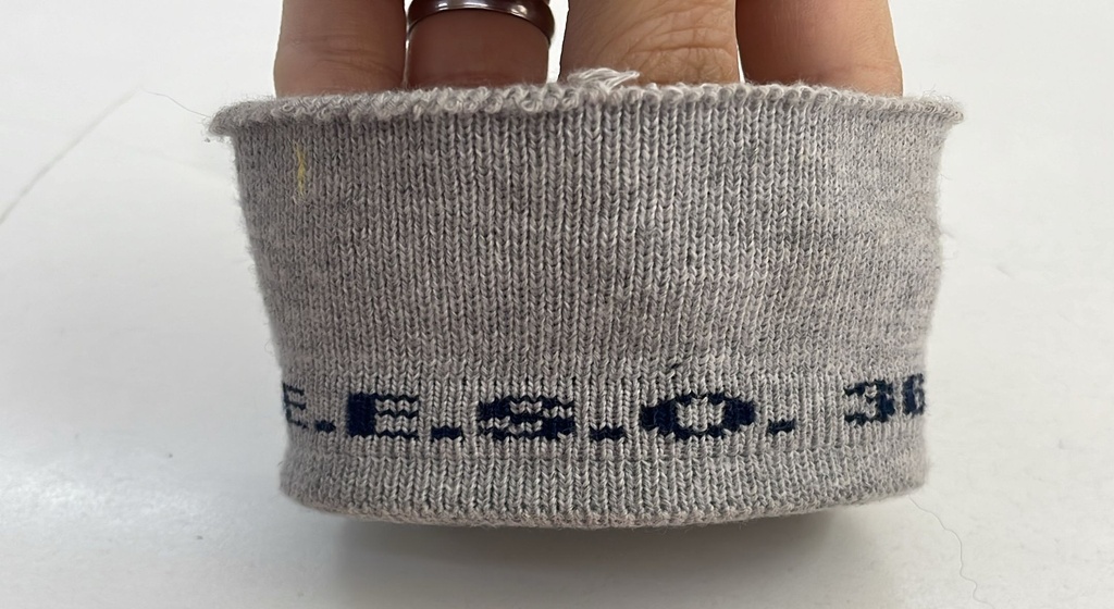 Puño buzo / campera con jacquard + de 10 unidades